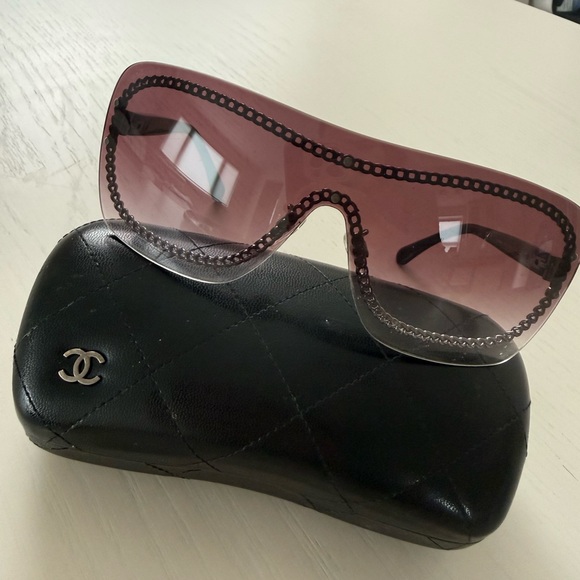 Chanel Burgundy Acetate Chain Shield Sunglasses - 4243 - Picture 6 of 6